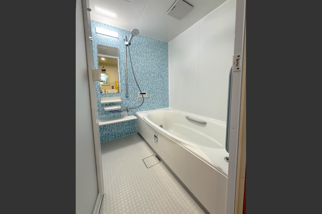 バスルーム｜ ロフトが楽しい平屋 | emoie「エモイエ」