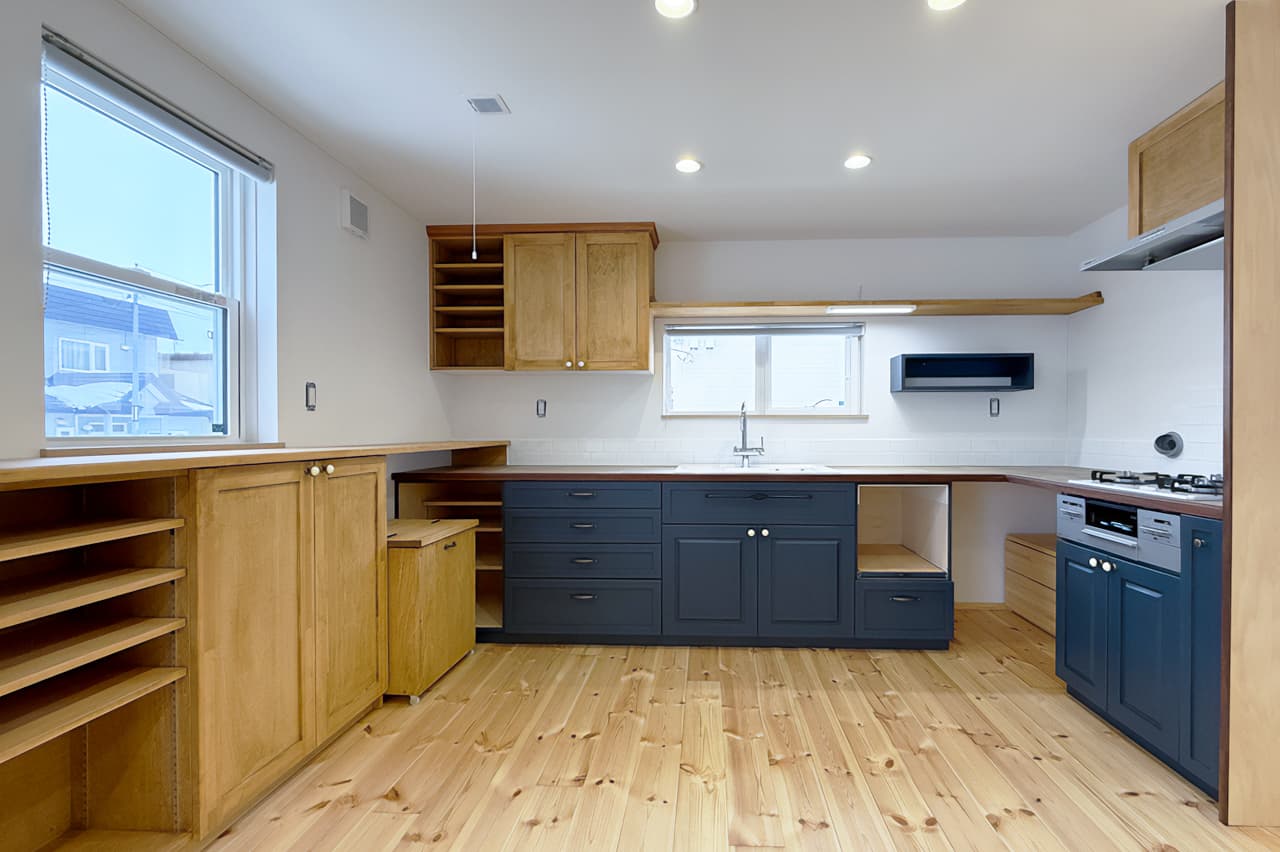 キッチン ｜ 夕陽の家 | emoie「エモイエ」