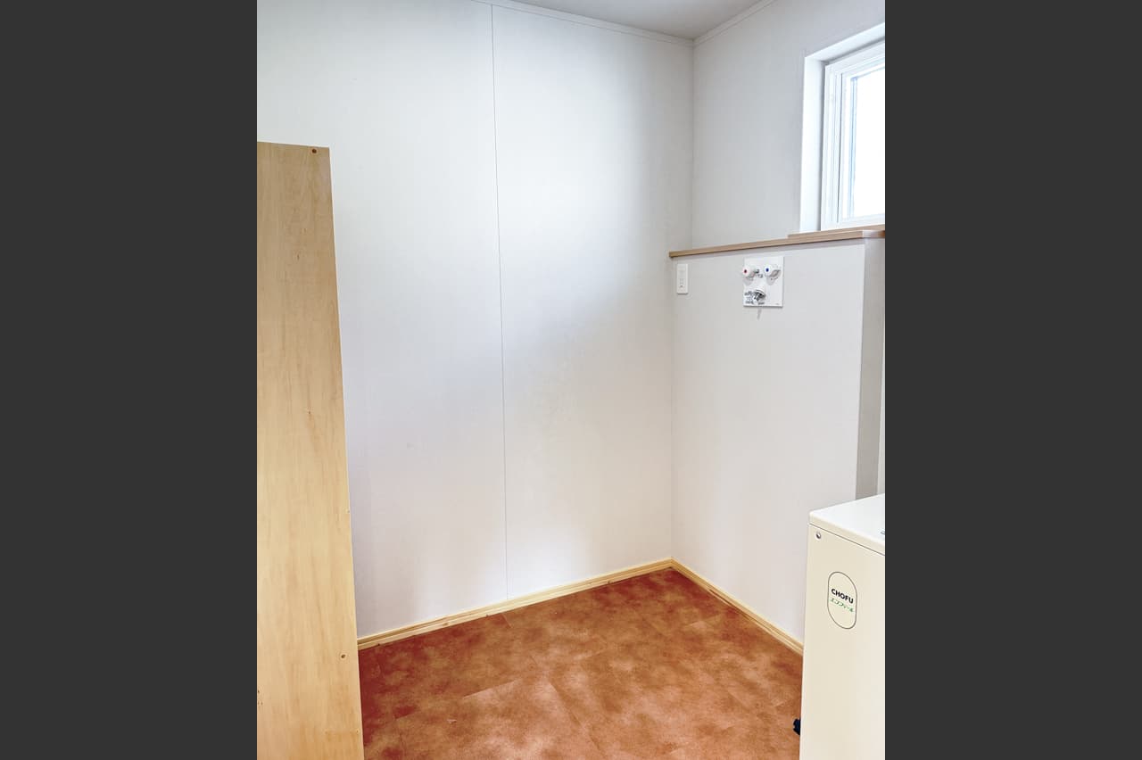 脱衣室｜ 夕陽の家 | emoie「エモイエ」