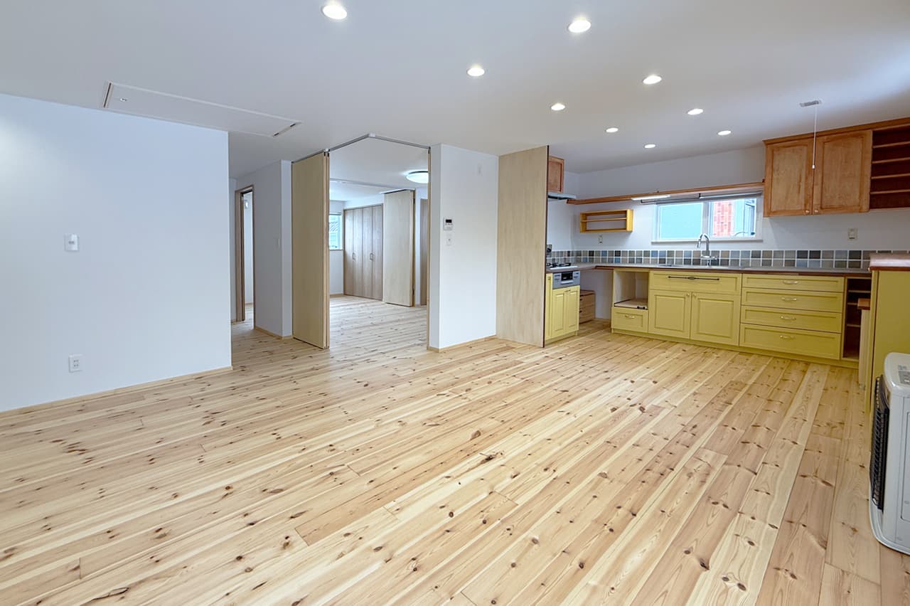 リビング・ダイニング ｜ 朝陽の家 | emoie「エモイエ」