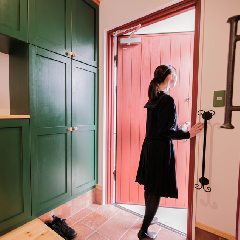 送り出す朝の話