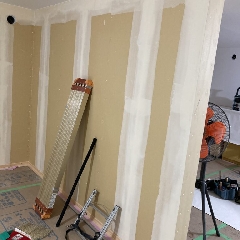 屋根に穴・・・⁉